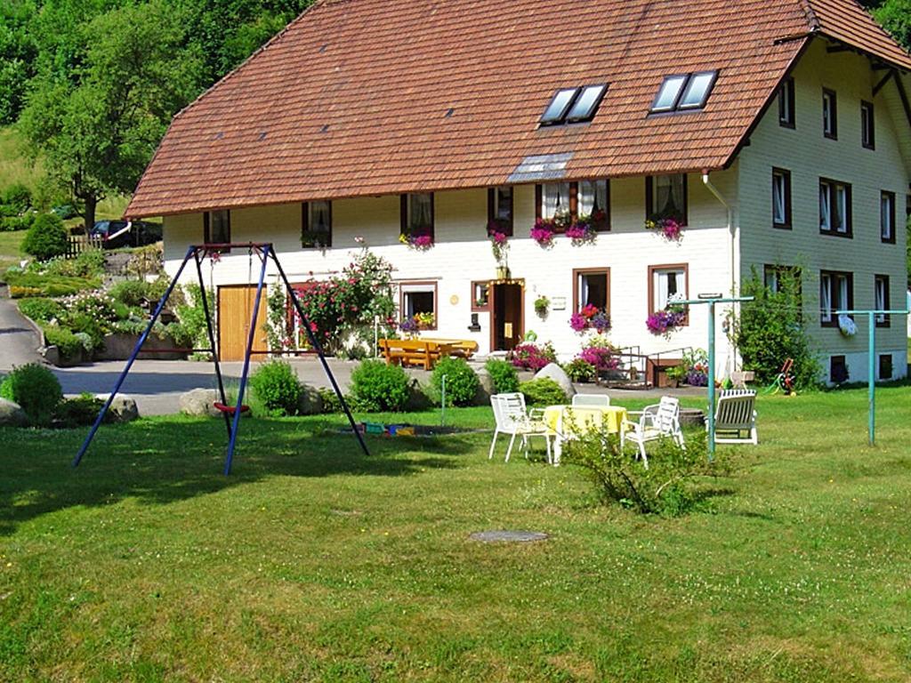 Country Style Flat With Garden Apartment Triberg im Schwarzwald ภายนอก รูปภาพ
